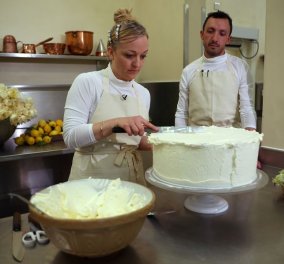 Καρέ καρέ πως η Αμερικανίδα ζαχαροπλάστισσα ετοιμάζει την τούρτα του γάμου Harry & Meghan (ΦΩΤΟ)
