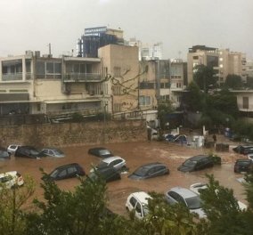 Οι εικόνες «μιλούν» μόνες τους: Πλημμύρισε το Μαρούσι από την καταιγίδα και τα αυτοκίνητα έγιναν βάρκες (Φωτό)