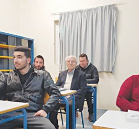  Είναι φοιτητής στα 84 του μαζί με τον εγγονό του: Μπήκε πρώτος στο Πανεπιστήμιο Κρήτης (Φωτό)