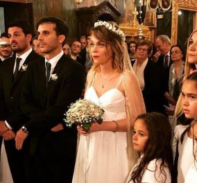 Παντρεύτηκε η ηθοποιός Λένα Παπαληγούρα- φώτο και βίντεο από τον  ρομαντικό γάμο της υπό βροχή & με ομπρέλες 