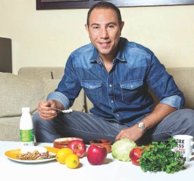 Ο Δημήτρης Γρηγοράκης συστήνει τον σολομό για σωστή διατροφή: Πλούσιος σε ω-3 λιπαρά και βαρέα μέταλλα