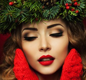 Χριστουγεννιάτικο μακιγιάζ: Υπέροχες ιδέες για να έχετε το πιο λαμπερό make up  - Φώτο  