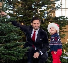 O όμορφος πρίγκιπας της Σουηδίας, Καρλ Φιλίπ, υποδέχθηκε το χριστουγεννιάτικο δέντρο με τον τρισχαριτωμένο γιο του (Φωτό)