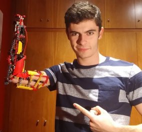 Αξιοθαύμαστο: Έφηβος κατασκεύασε το προσθετικό χέρι που του έλειπε με τουβλάκια Lego (βίντεο)
