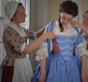 Απίθανο βίντεο αποκαλύπτει τον ...άπειρο χρόνο που ήθελαν οι γυναίκες για να ντυθούν τον 18ο αιώνα   