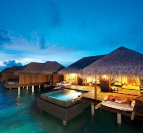 Μαλδίβες: Ένα παραδεισένιο ξενοδοχείο στα νησιά που πλέουν μέσα στην θάλασσα σαν ψεύτικα (φωτό)