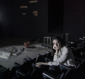 Good News: Ο "Άμλετ" σε σκηνοθεσία Κατερίνας Ευαγγελάτου ανεβαίνει στο ιστορικό αμφιθέατρο του Σπύρου Ευαγγελάτου στην Πλάκα 