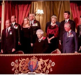 Όλη η βασιλική οικογένεια στο Royal Albert Hall - Τα βελούδινα θεωρεία - Οι τουαλέτες της Βασίλισσας Ελισάβετ της Κέιτ και της Μέγκαν (φώτο)