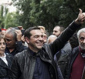 Live η πορεία προς το Πολυτεχνείο - Ο Τσίπρας επικεφαλής του ΣΥΡΙΖΑ προς στην πρεσβεία των ΗΠΑ - Φώτο