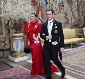 Η πριγκίπισσα Victoria της Σουηδίας εντυπωσιακή - Ξεχώρισαν με φλόραλ & οι πριγκίπισσες, Madeleine & Sofia στην δεύτερη βραδιά των βραβείων Νόμπελ   