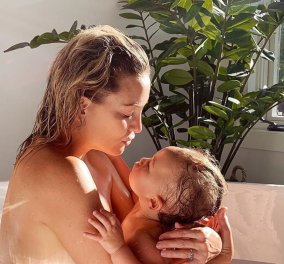 Στη μπανιέρα δυο – δυο: Η Kate Hudson με την 2 ετών κόρη της (Φωτό) 