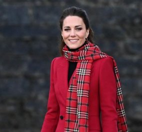 Ας ακολουθήσουμε την πριγκίπισσα Kate στο #RoyalTrainTour - Η σκωτσέζικη φούστα, το πράσινο, κόκκινο & θαλασσί παλτό (Φωτό & Βίντεο) 