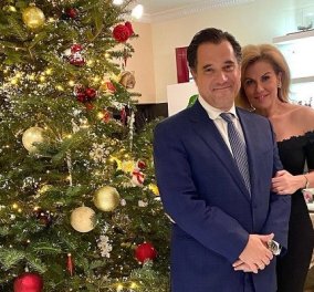 Ο Άδωνις Γεωργιάδης και η Ευγενία Μανωλίδου αγκαλιά με τα 4 παιδιά τους: Καλή Χρονιά! (φωτό)