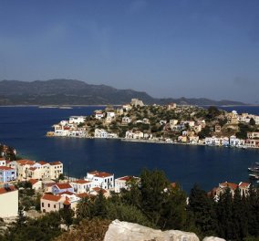 Αυτά είναι τα 18 «covid-free» ελληνικά νησιά που περιμένουν τους ξένους επισκέπτες: Στα 8 οι πολίτες είναι πλήρως εμβολιασμένοι (βίντεο)