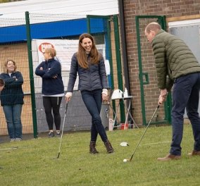 Το κατάφερε το τρακτέρ η Kate Middleton, αλλά με το golf…! Σε φάρμα μαζί με τον πρίγκιπα William λίγο πριν την επέτειό τους (φωτό & βίντεο)
