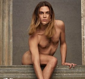Σάλος με την καμπάνια του Valentino: Άντρες που μοιάζουν με γυναίκες, τρανς ή γκέι κρατούν τσάντες, φορούν σορτς, έχουν τρίχες στο στήθος (φωτό)