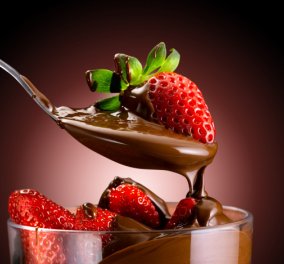 Γλυκά σνακ… που σε αδυνατίζουν; Κι' όμως υπάρχει λύση να απολαύσετε σοκολάτα και να... χάσετε κιλά! 