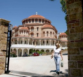 Θετικές στον κορωνοϊό 16 καλόγριες του Αγίου Νεκταρίου – Κλειστό το μοναστήρι για Δεκαπενταύγουστο – Απαγορεύονται οι επισκέψεις 