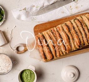 Ντίνα Νικολάου: Το απίθανο ψωμί με πέστο σπανακιού και φέτας – Μοσχομυρίζει ελληνικές γεύσεις
