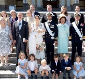 Όλη η βασιλική οικογένεια της Σουηδίας στη βάφτιση του μικρού πρίγκιπα Τζούλιαν - Σε κλειστό οικογενειακό κύκλο το γιορτινό δείπνο (φώτο)