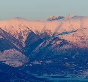Ο χειμώνας πλησιάζει! Έπεσαν τα πρώτα χιόνια στις κορυφές του Ολύμπου και του Φαλακρού - δείτε φωτό & βίντεο