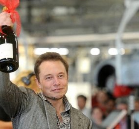 Ο Elon Musk έβγαλε 36,2 δισ δολάρια σε μια ημέρα: Πόσο αξίζει πλέον η Tesla; - 1 τρισεκατομμύριο παρακαλώ! (φωτό)