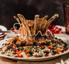Ντίνα Νικολάου: Αρνίσια κορώνα με γιορτινό ρύζι - Εντυπωσιακό πιάτο που θα κάνει το τραπέζι σας, ξεχωριστό