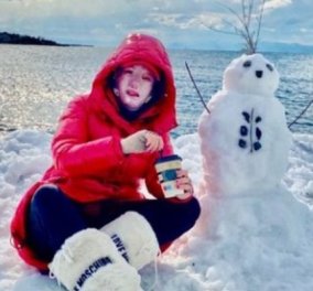 Όμορφες στιγμές για την Ιωάννα Παλιοσπύρου: Απόλαυσε το κατάλευκο τοπίο & μας έδειξε τον χιονάνθρωπό της (φωτό)