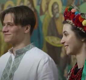 «Μπορεί να πεθάνουμε»: Ζευγάρι Ουκρανών παντρεύτηκε εν μέσω πολέμου & την επόμενη άρχισε να μαζεύει όπλα… (φωτό & βίντεο)