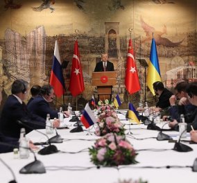 Κωνσταντινούπολη: Άρχισαν οι συνομιλίες Ρωσίας & Ουκρανίας - Ο Ερντογάν υποδέχτηκε τους διαπραγματευτές (φωτό & βίντεο)