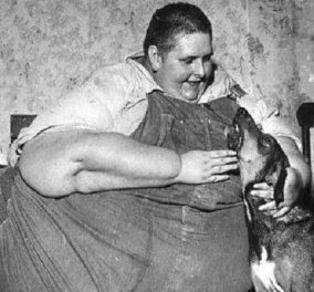 Αυτός ήταν ο πιο υπέρβαρος άνθρωπος στη γη: Ζύγιζε 635 κιλά, έχασε 400, πέθανε μόλις 41 ετών (φωτό & βίντεο)