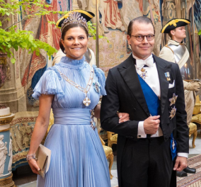 Super Gala στη Στοκχόλμη: Βασιλιάδες & Πρίγκιπες καλωσορίζουν τους Φινλανδούς γείτονες - Ταφτάδες, μεταξωτά σιφόν & διαμάντια