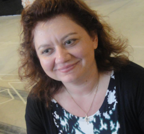 Topwoman η Συραγώ Τσιάρα - Είναι η νέα διευθύντρια της Εθνικής Πινακοθήκης