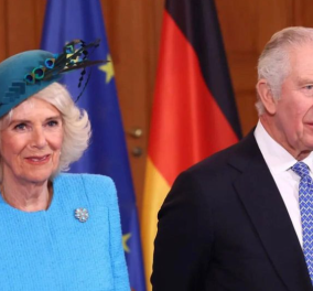 Βασιλιάς Κάρολος: Στην πρώτη του επίσημη επίσκεψη στην Γερμανία - Με γαλάζιο παλτό & καπέλο η Καμίλα 
