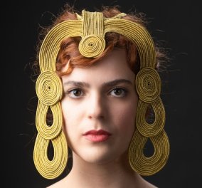 Made in Greece τα εκπληκτικά headbands από την Ελένη Σιούστη: Η μοναδική τέχνη της Κοζανίτισσας με χρυσοκλωστές που ενώνουν την Αθήνα με το Παρίσι (φωτό) 