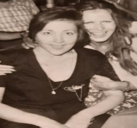 Vintage photo η Γιώτα Γιάννα, υπήρξε νέα και όμορφη – Η φωτό με την Έρρικα Μπρόγιερ που ανέβασε η Σάντρα Βουτσά