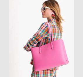 Δερμάτινες tote bags - οι τσάντες που λατρεύουμε όλες οι γυναίκες: Είναι το must have κομμάτι της σεζόν - κομψές & μίνιμαλ (φωτό)