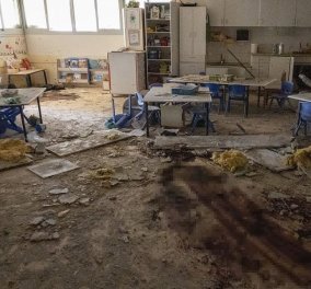 Εικόνες φρίκης σε νηπιαγωγείο στο Ισραήλ: Αίματα στο πάτωμα, "γαζωμένα" από σφαίρες παράθυρα, γεμιστήρες όπλων δίπλα σε λούτρινα αρκουδάκια