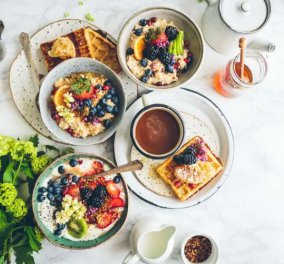 Είναι γεγονός πως είναι το σημαντικότερο γεύμα της ημέρας και δεν πρέπει να το παραλείπουμε - πώς το πρωινό βοηθάει στην απώλεια βάρους