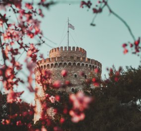 Θεσσαλονίκη με τα γιορτινά της: φωτισμένα καραβάκια, στολισμένες πλατείες, υπαίθρια γλέντια - Σε 10 χώρες το υπέροχο βίντεο για το χριστουγεννιάτικο city break 