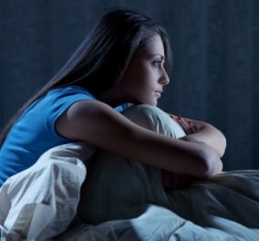 Αϋπνία: Ιδού οι 7 φυσικοί τρόποι για να κοιμηθείτε πιο εύκολα και... ΖΖΖ...