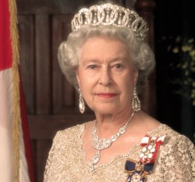 Έχει δικό της ATM, ποιητή &... ιππότες: 17 περίεργα πράγματα που δεν γνωρίζατε για την βασίλισσα Ελισάβετ 
