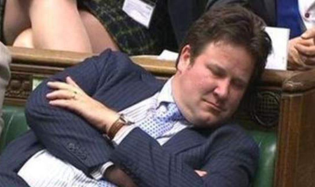 Γκάφα ολκής του BBC με κωφό βουλευτή - Τον τρόλαρε ότι κοιμόταν ενώ συνέβαινε κάτι πιο ... σοβαρό    - Κυρίως Φωτογραφία - Gallery - Video