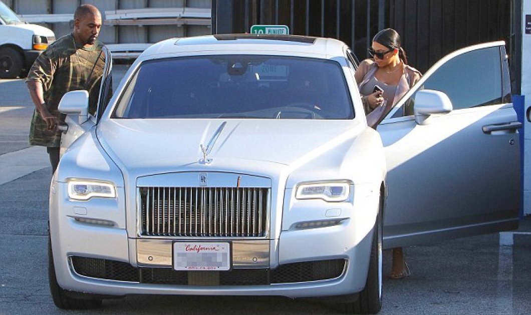 Η Kim Kardashian σε μεγάλες στιγμές... κυριολεκτικά: Με λυγισμένο τακούνι από το βάρος & κοιλιά XXL στους δρόμους του LA - Κυρίως Φωτογραφία - Gallery - Video