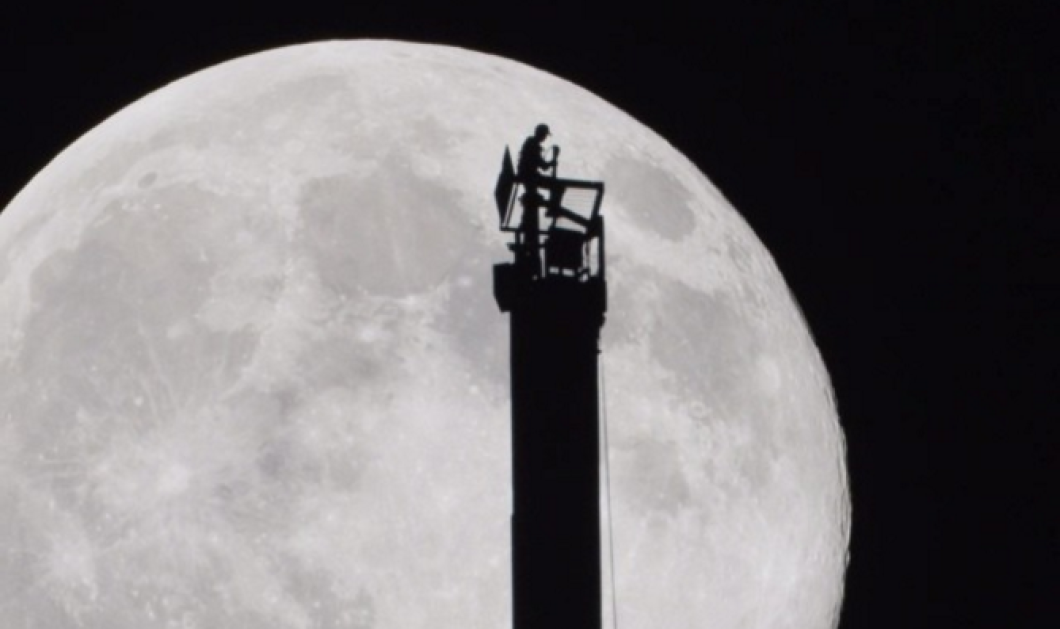 Βίντεο - απίθανο: "Σκιά" ο Σεϊχης του Ντουμπάι στο ψηλότερο κτίριο με το φεγγάρι ασημένιο φόντο - Κυρίως Φωτογραφία - Gallery - Video