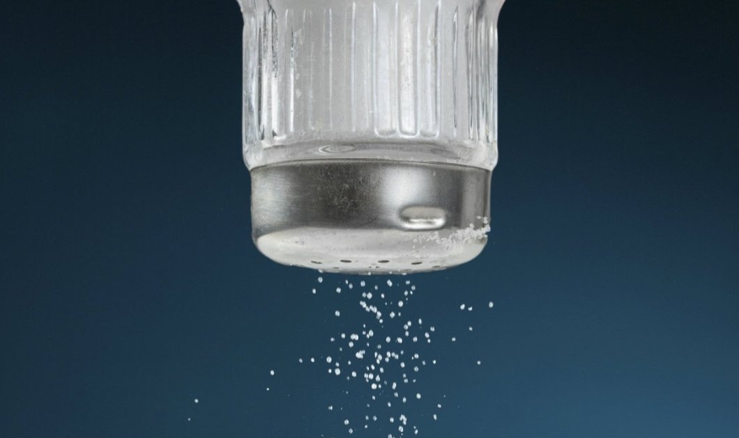 Ακόμη και λίγο αλάτι παραπάνω αυξάνει τον κίνδυνο πρόωρου θανάτου: Χαρείτε την ζωή και ά- νοστη ! - Κυρίως Φωτογραφία - Gallery - Video