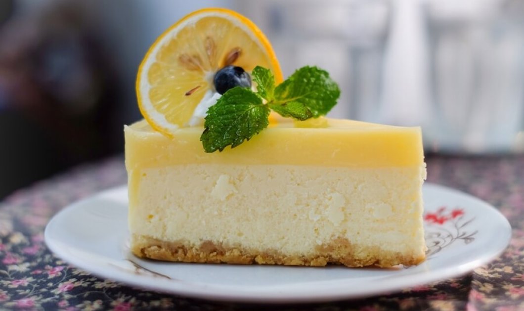 Cheesecake με λεμόνι χωρίς γλουτένη – Θα το απολαύσετε μετά το Πασχαλινό γεύμα - Συνταγή του Έκτορα Μποτρίνι - Κυρίως Φωτογραφία - Gallery - Video