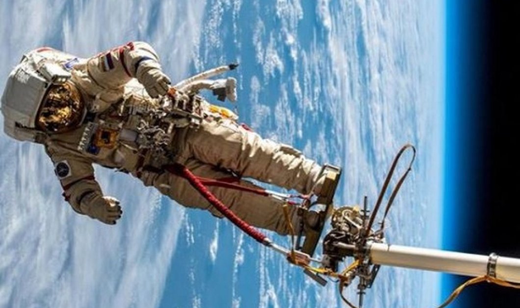 Ο αστροναύτης Αλεξάντερ Γκερστ φωτογραφίζει τη Γη από ψηλά! - Συγκλονίζει η εικόνα της Σαντορίνης (Φωτό) - Κυρίως Φωτογραφία - Gallery - Video