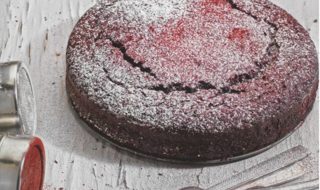 Αργυρώ Μπαρμπαρίγου: Vegan κέικ με σοκολάτα, ό,τι πρέπει για να γλυκαθείτε!  - Κυρίως Φωτογραφία - Gallery - Video