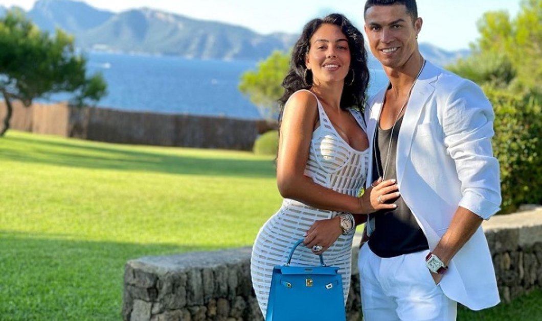Πώς προτιμάτε την Georgina Rodriguez; Με brazilian μαγιό ή με μαύρο, μακρύ φουστάνι - Οι καυτές φωτό με τον Ronaldo στο σκάφος - Κυρίως Φωτογραφία - Gallery - Video